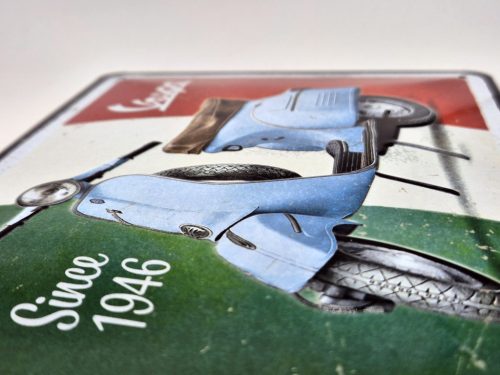 Vespa - placă metalică pentru femei (20x15cm)