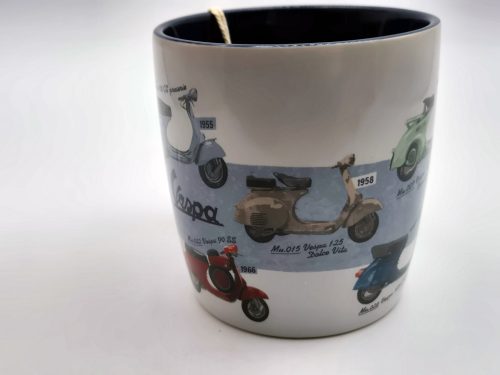 Vespa - O mașină mică pe două roți - cană de ceramică