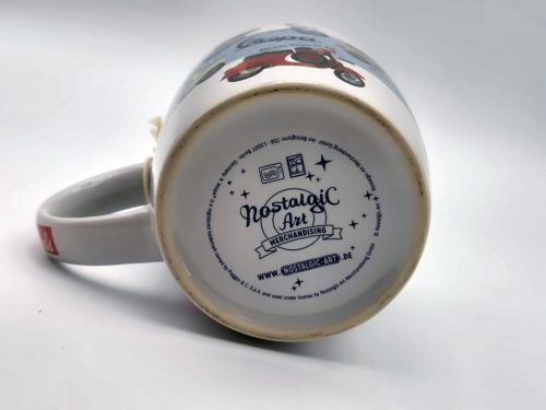 Vespa - O mașină mică pe două roți - cană de ceramică