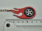 Hot Wheels – breloc cu jantă cu flacără roșie