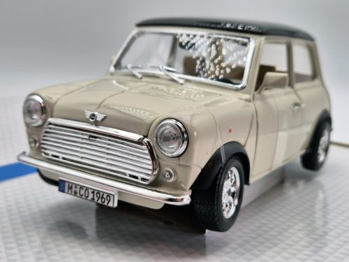 Mini Cooper (1969) - Bburago - 1:16 1/16 mașinuță de model