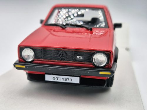 Volkswagen VW Golf Mk1 GTI (1979) - Bburago - 1:24