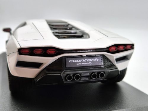 Lamborghini Countach Lpi 800-4 (2021) - Maisto - 1:18