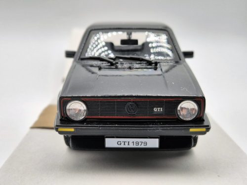 Volkswagen VW Golf I GTI (1976) - Bburago- 1:24 - negru