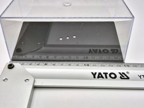 Vitrină/display pentru model de mașină la scară 1:43 - înclinată