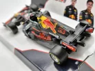 Red Bull F1 RB16B Honda RA620H #33 (2021) - Max Verstappen - Bburago - 1:43