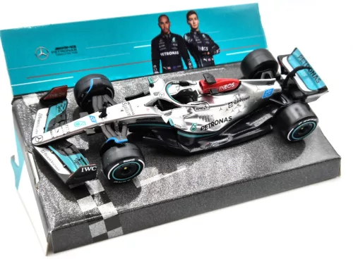 Mercedes - AMG Petronas F1 W13E #63 (2022) - George Russel - Bburago - 1:43