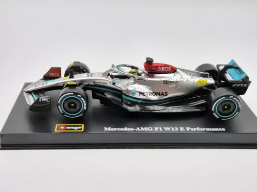 Mercedes - AMG Petronas F1 W13E #44 (2022) - Lewis Hamilton - CU PILOT - Bburago - 1:43