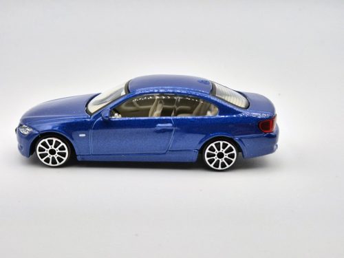 BMW E92 335i (2008) - Bburago - 1:43