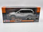 BMW E53 X5 (2001) - Motor Max - 1:24