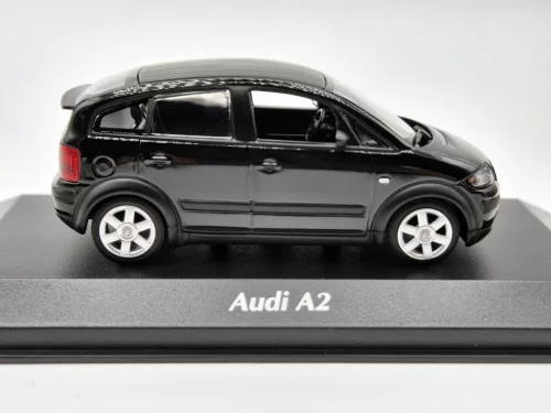 Audi A2 (2000) - Maxichamps - 1:43