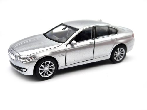BMW F10 535i - Welly - 1:34 model auto 