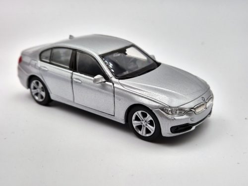 BMW F30 335i - Welly - 1:34