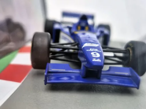 Ligier JS43 F1 #9 (1996) - Olivier Panis - Edicola - 1:43