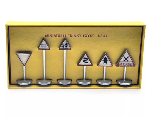 Set de 6 indicatoare rutiere - - 1:43