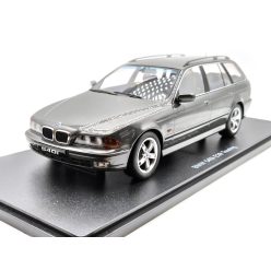 BMW E39 540i touring (1997) - gri - KK Scale - 1:18