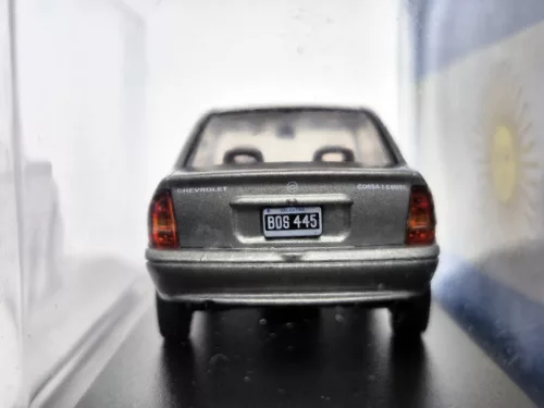 Opel / Chevrolet Corsa GLS (1997) - Edicola - 1:43