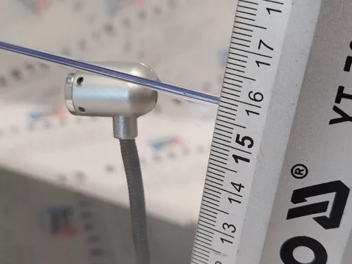 Vitrină / display pentru mașinuță la scară 1:18 - cu iluminare LED - bază neagră