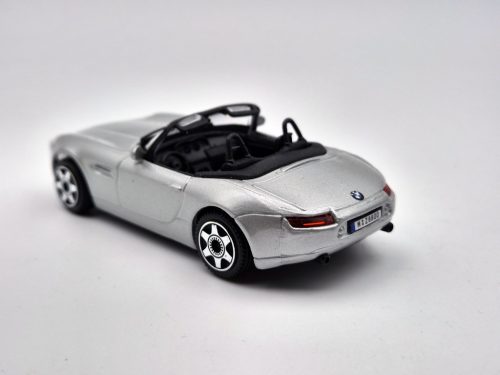 BMW Z8 decapotabil (2008) - Bburago - 1:43