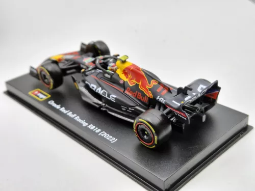 Red Bull F1 RB18 Echipa Oracle #11 (2022) - Sergio Perez - CU PILOT - Bburago - 1:43