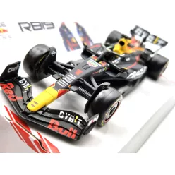   Red Bull RB19 Echipa Oracle F1 #1 (2023) - Max Verstappen - Bburago - 1:43