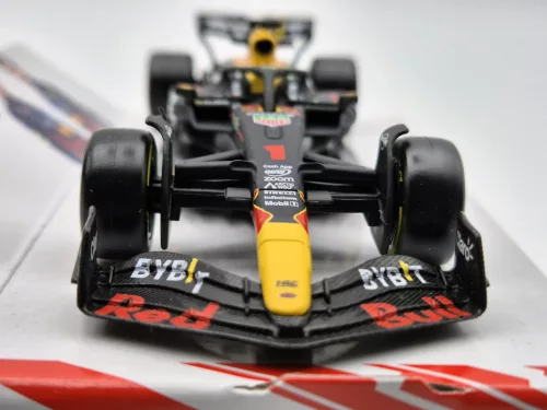 Red Bull RB19 Echipa Oracle F1 #1 (2023) - Max Verstappen - Bburago - 1:43