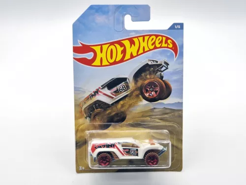 Hot Wheels Dune Crusher - Off Road Trucks series - Hotwheels - 1:64