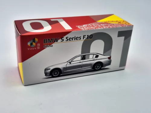 BMW F10 - alb - Tiny Toys - 1:64
