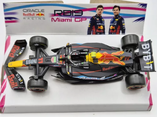 Red Bull RB19 Echipa Oracle F1 #11 (2023) - Miami GP - Sergio Perez - Bburago - 1:43