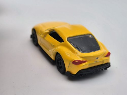 Toyota Supra - galben - Welly - 1:64