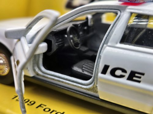 Ford Crown Victoria Poliție (1999) - Welly - 1:34