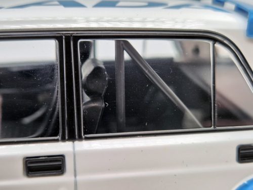 Lada 2105 VFTS 1600 R (1983) - Ixo - 1:18