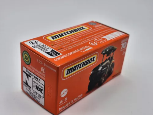 Tractor Motivo Monarch EV - 69/100 - Matchbox - 1:64