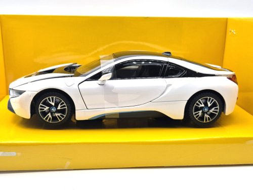 BMW i8 (2015) - alb - Rastar - 1:24