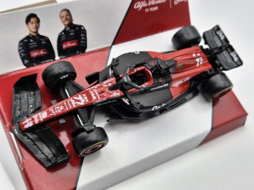 Alfa Romeo C43 Team Stake F1 #77 (2023) - Valtteri Bottas - Bburago - 1:43