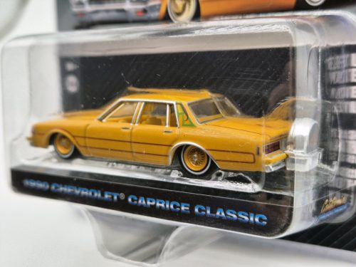 Chevrolet Caprice Classic (1990) - Greenlight - 1:64