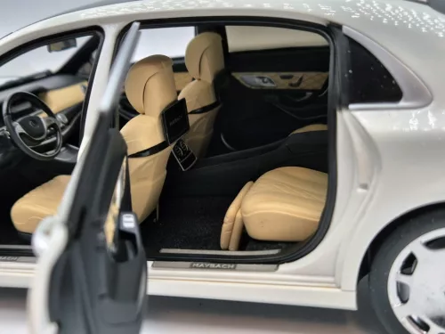 Mercedes - Benz Maybach S-Class S600 SWB - 2015 - alb - AUTOart - 1:18
