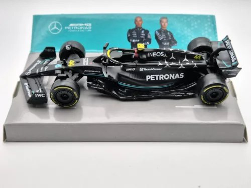 Mercedes-AMG Petronas Echipa W14 F1 #44 (2023) - Lewis Hamilton - BBurago - 1:43