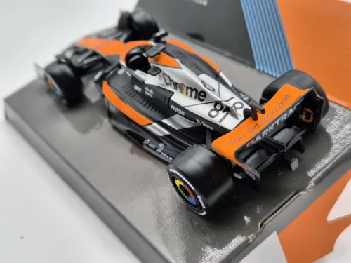 McLaren MCL60 F1 #81 (2023) - GP-ul Marii Britanii locul 4 - Oscar Piastri - BBurago - 1:43