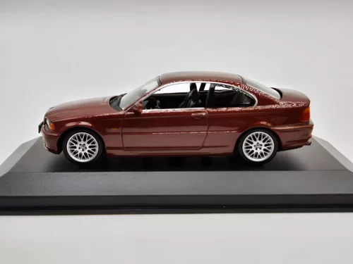 BMW E46 328ci coupe (1999) - bordo - Maxichamps - 1:43