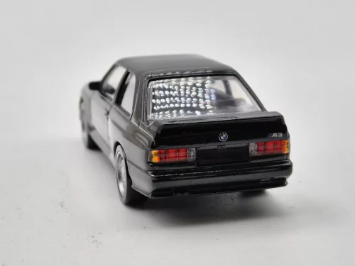 BMW E30 M3 (1986) - Norev - 1:43