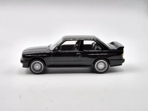 BMW E30 M3 (1986) - Norev - 1:43