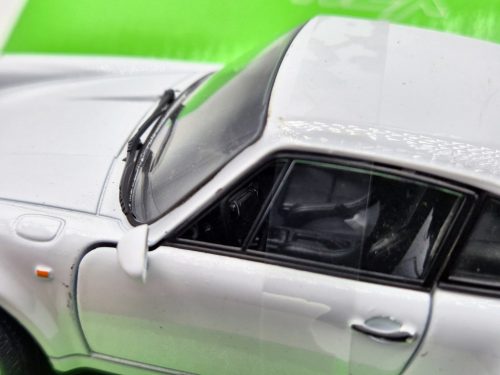 Porsche 964 turbo (2009) - alb - Welly - 1:24
