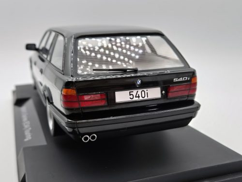 BMW E34 540i Touring - MCG - 1:18 1/18 mașină model machetă auto