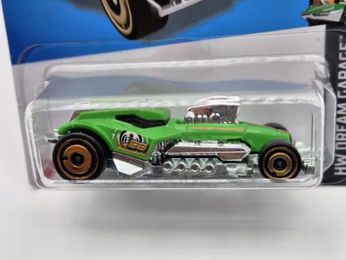 Hot Wheels Fusionbusta - HW Dream Garage 3/5 - 84/250 - card lungă
