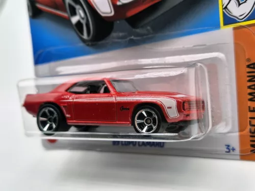Hot Wheels Copo Camaro (1969) - Muscle Mania 2/10 - 193/250 - card lung