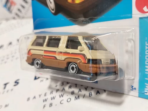Hot Wheels Toyota Van (1986) - HW J-Imports 6/10 - 95/250 - card lungă
