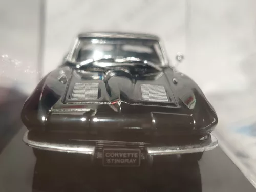 Chevrolet Corvette Stingray (1963) - negru