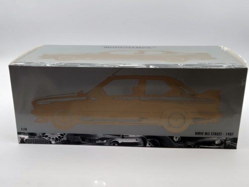 BMW E30 M3 - Minichamps - 1:18 - folosit