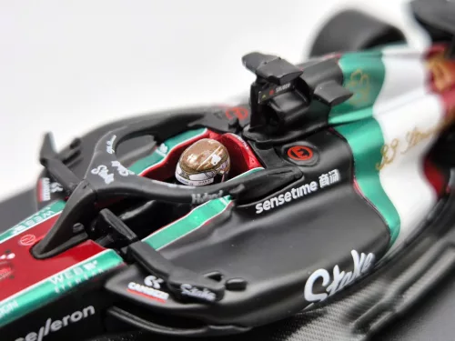 Alfa Romeo C43 F1 #77 (2023) - Monza Italia GP - Valtteri Bottas - CU PILOT - Bburago - 1:43